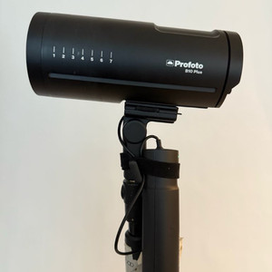프로포토 profoto b10 plus