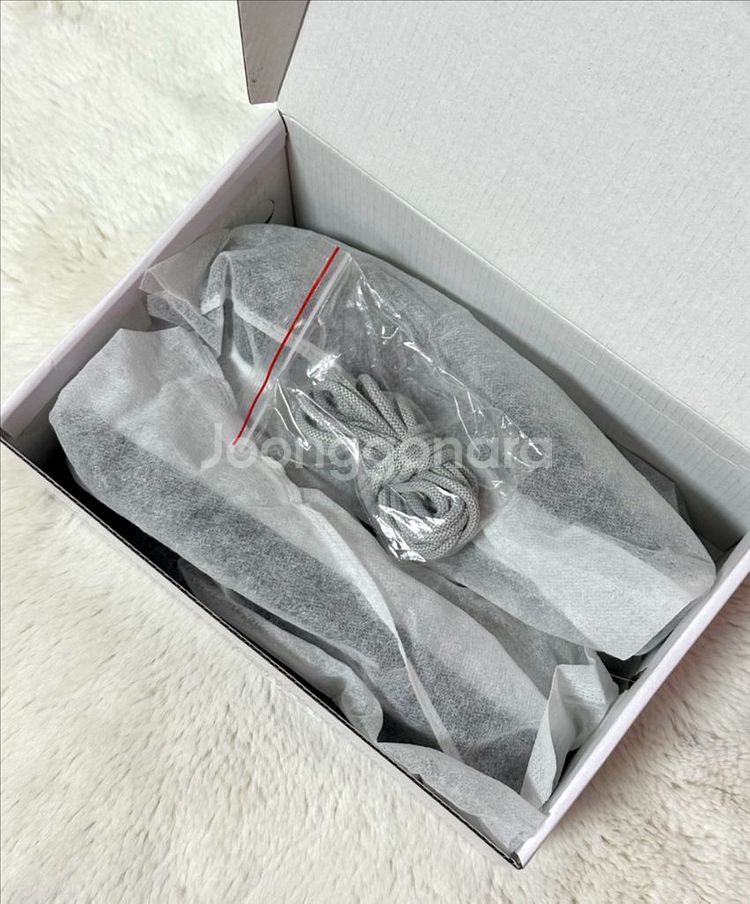 마뗑킴 발레 스니커즈 실버 250--0