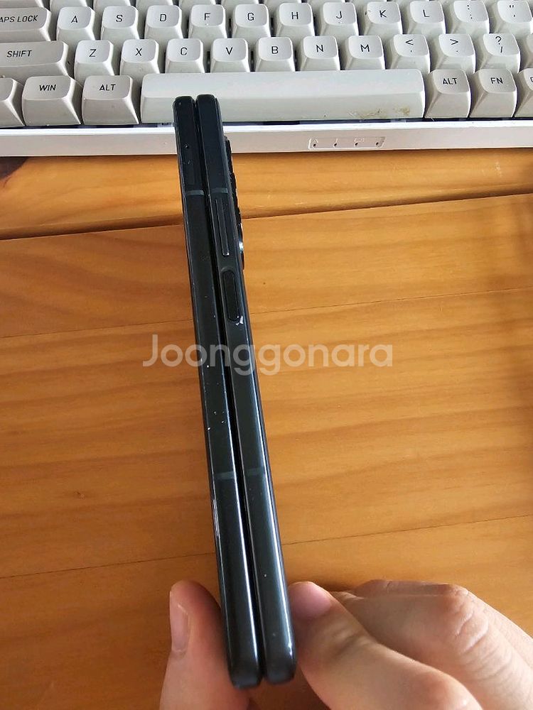갤럭시 폴드3--3
