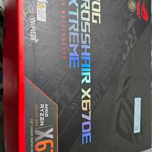 ASUS ROG X670E 크로스.헤어 익스 팝니다..