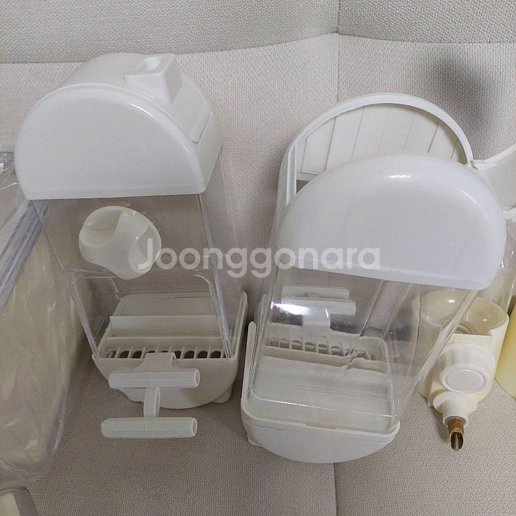 앵무새 자동 모이통 급수기 샤워실--2