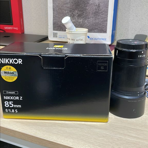 니콘 z 85 1.8s 팝니다