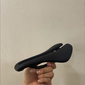 트렉 에올루스 프로 안장 145mm