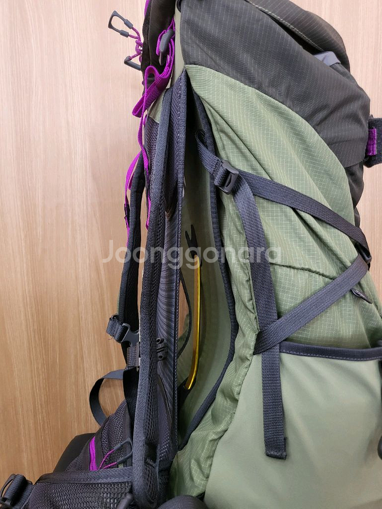 노스페이스 배낭 35리터 새상품 (여성용)--7