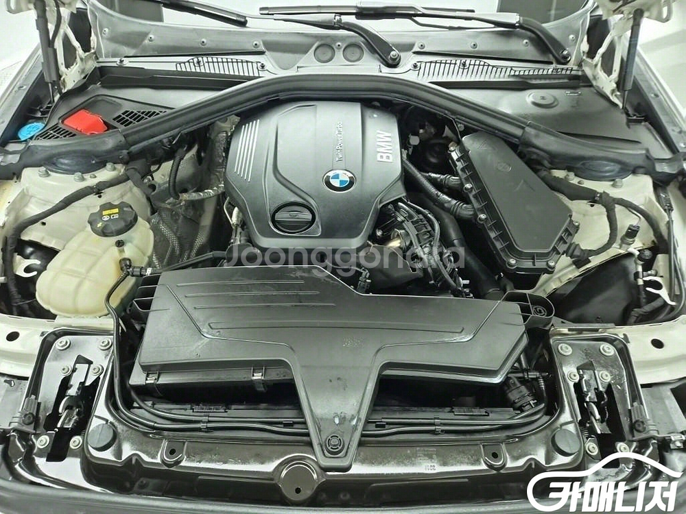 [BMW]1시리즈 (F20) 118d 스포츠 (5인승)--5