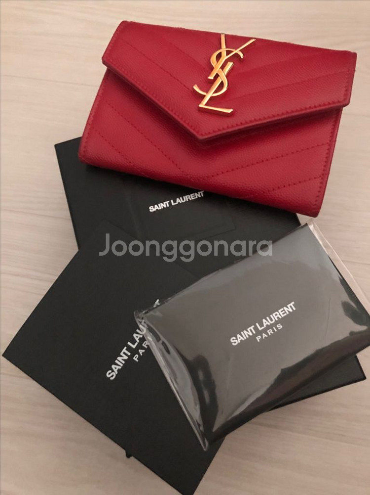 생로랑 모노그램 스몰 엔벨로프 지갑--1
