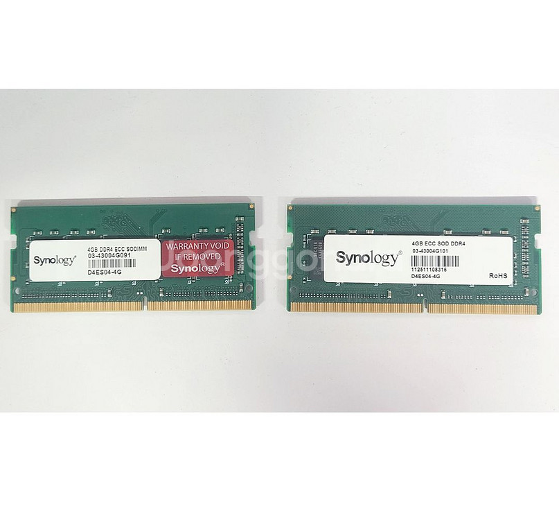 시놀로지 4기가 DDR4 메모리 개당 35,000원--0