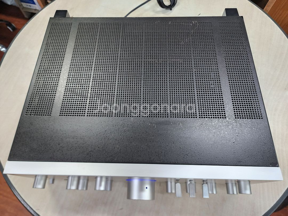 켄우드 고급인티앰프 KA-701입니다 (220V)--2