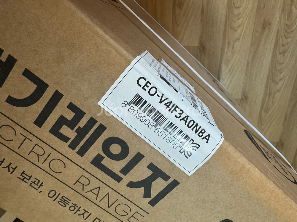 쿠첸 3구 인덕션 전기레인지 CEO-V4IF3AONBA--1
