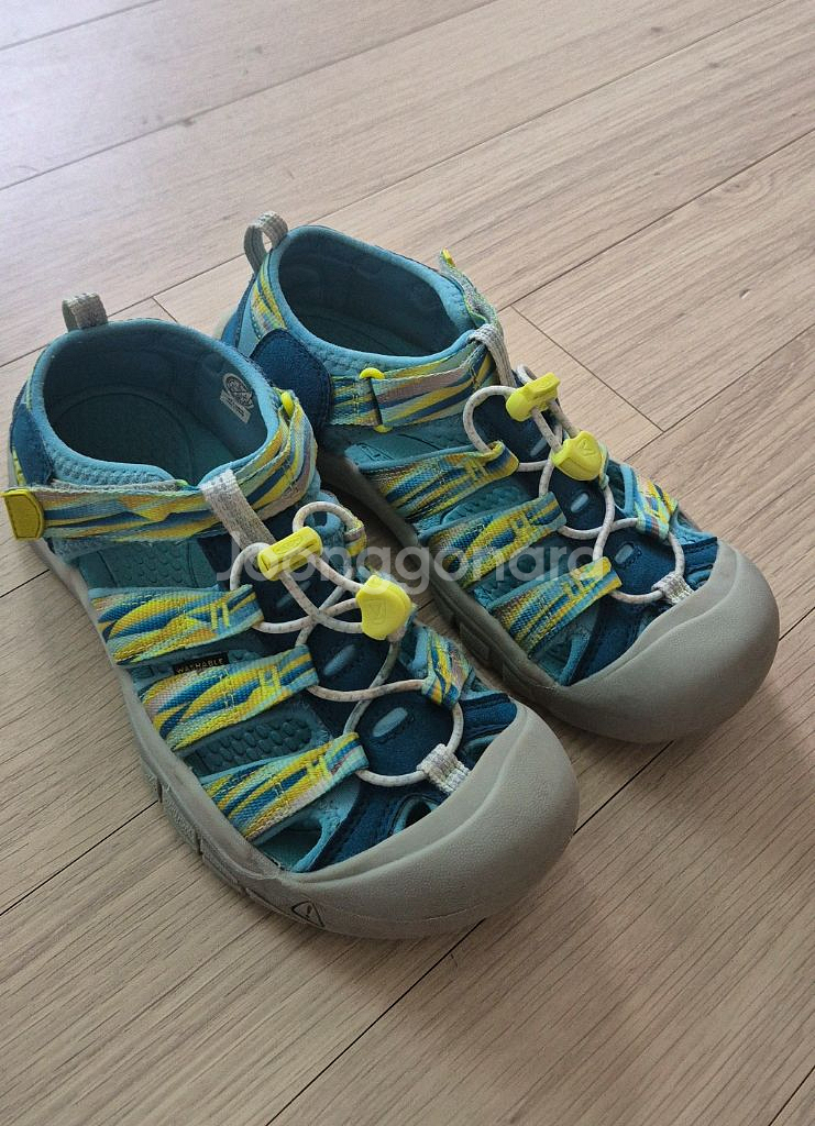 KEEN 주니어샌들--1