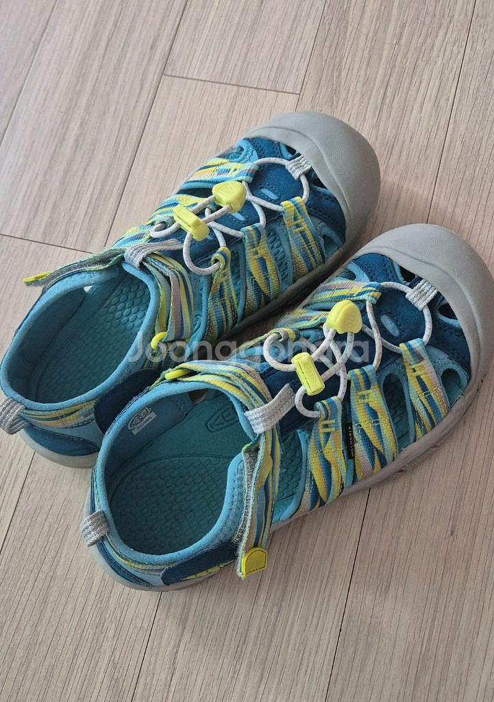 KEEN 주니어샌들--3