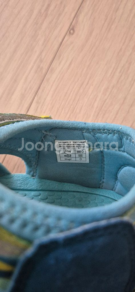 KEEN 주니어샌들--5