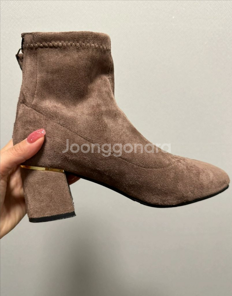 스웨이드 앵글부츠(새상품)--0