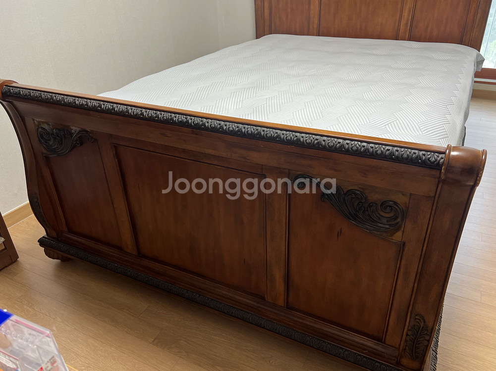 엔틱 가구 침대 프레임--1
