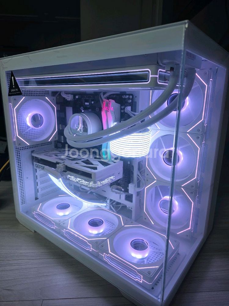 라이젠5 9600X RTX5060TI 본체 팝니다--0