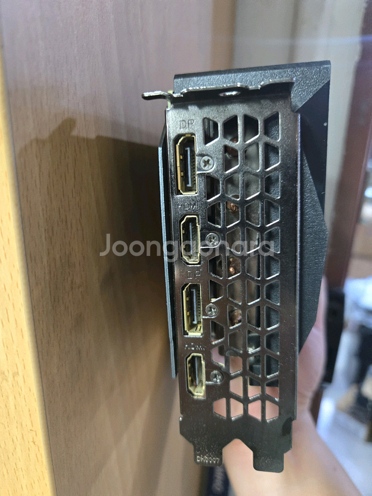 rtx3070 기가바이트 게이밍 oc--1