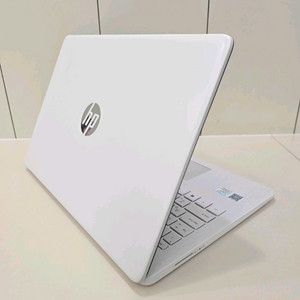 거의 새거 상태의 hp 라이젠 7 노트북 팝니다.