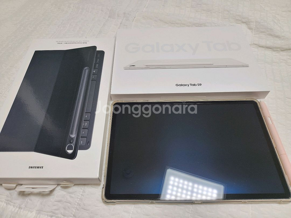 삼성 갤럭시탭 s9 128gb wifi 키보드 포함--3