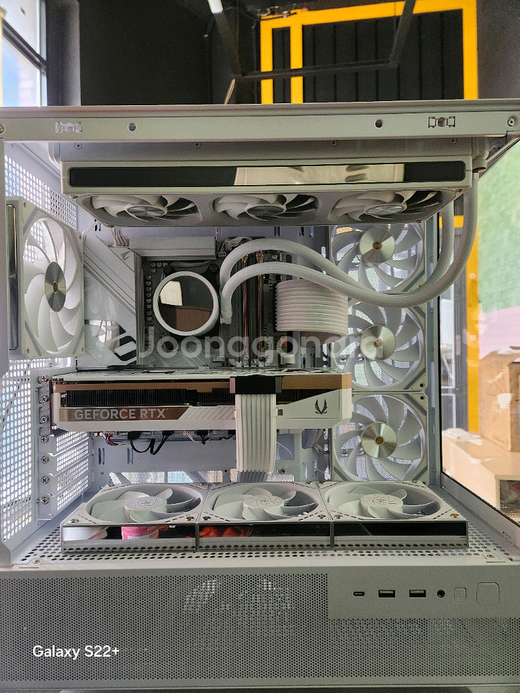 미사용 9800X3D / RTX5080 컴퓨터 pc--6