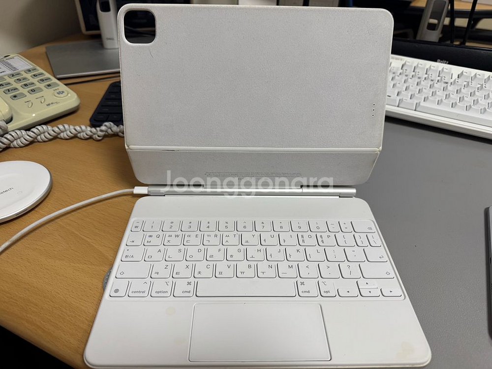 iPad Pro 11인치(M2) 128GB 셀룰러--6