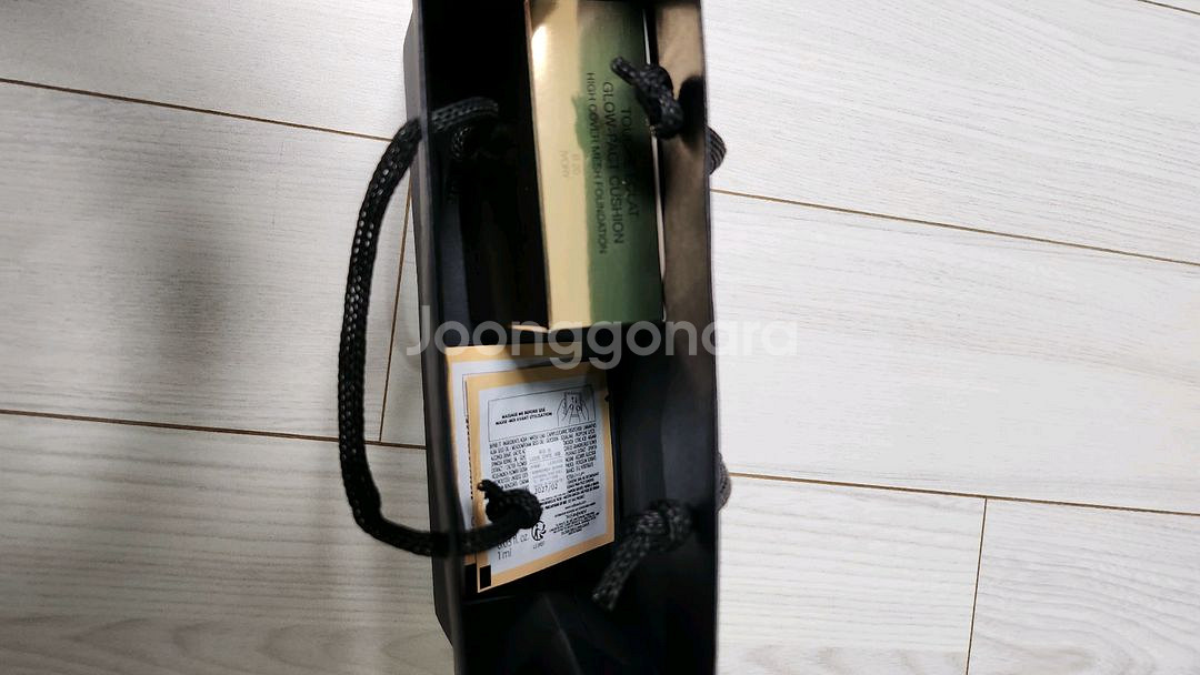 입생로랑 뚜쉬 에끌라 글로우 쿠션 새것 택포--7