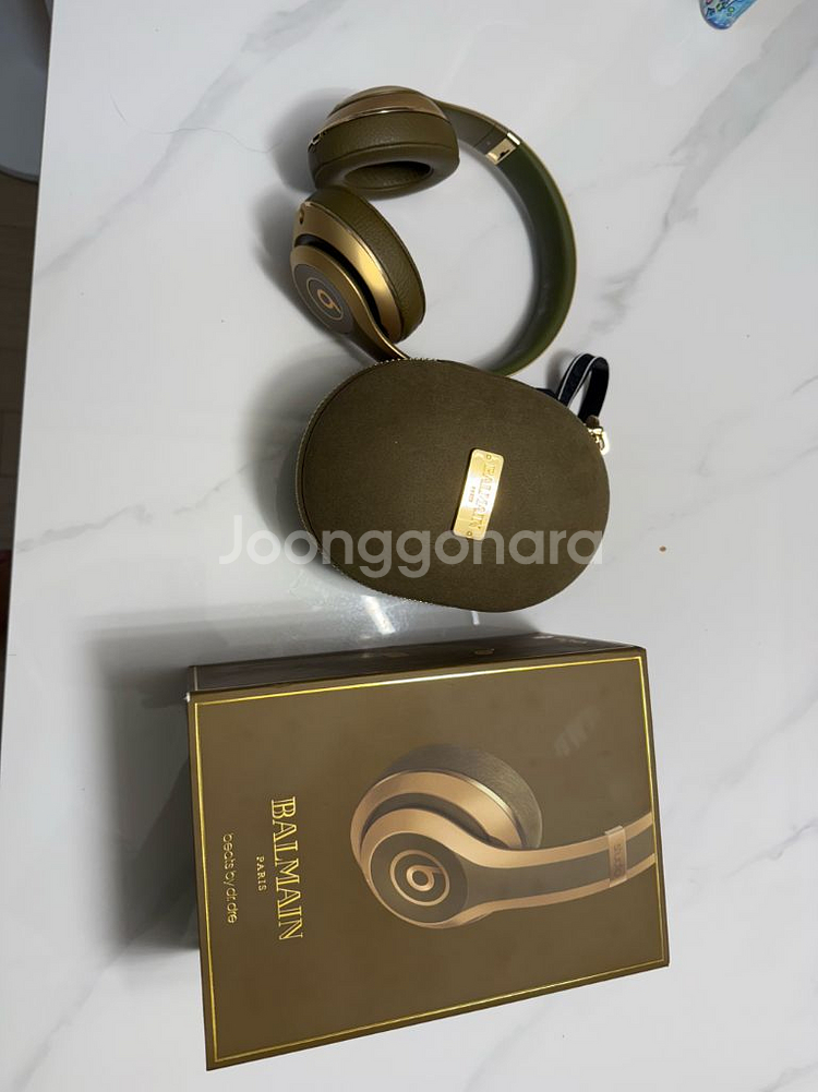 Beats Studio3 Balmain 헤드폰--4