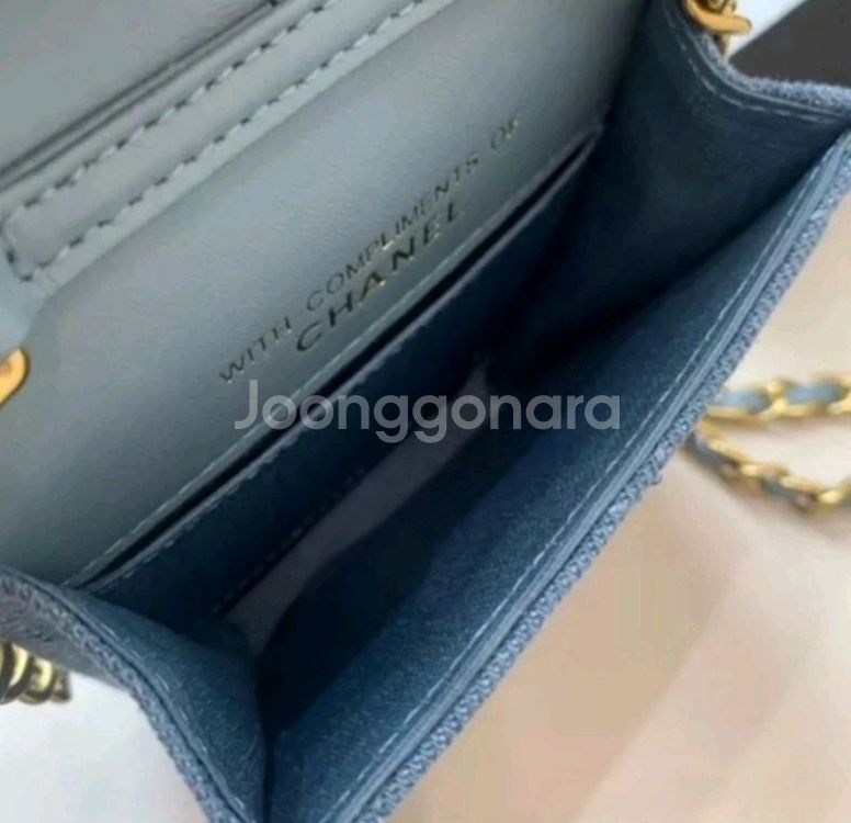 새제품 샤넬 데님파우치백 VIP GIFT--4
