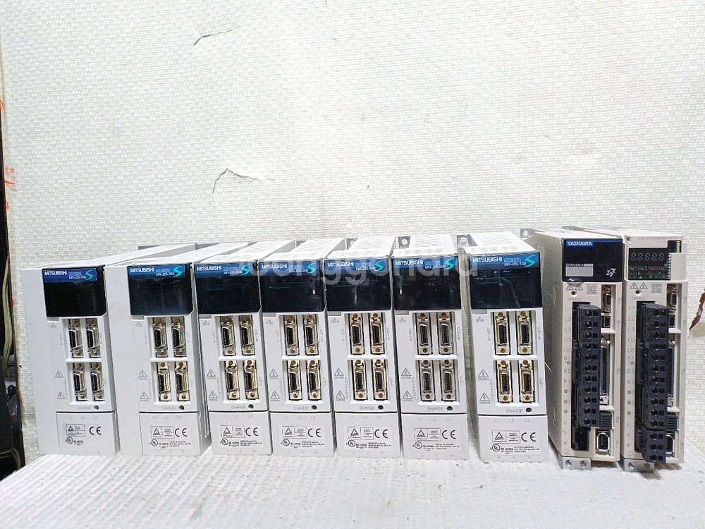 MiTSUBiSHi PLC / YASKAWA PLC .--0