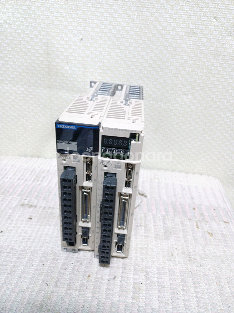 MiTSUBiSHi PLC / YASKAWA PLC .--3