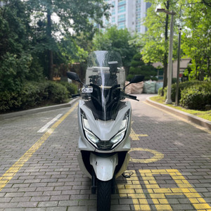 혼다 pcx /22년형 6만대 배달세팅,판매합니다.