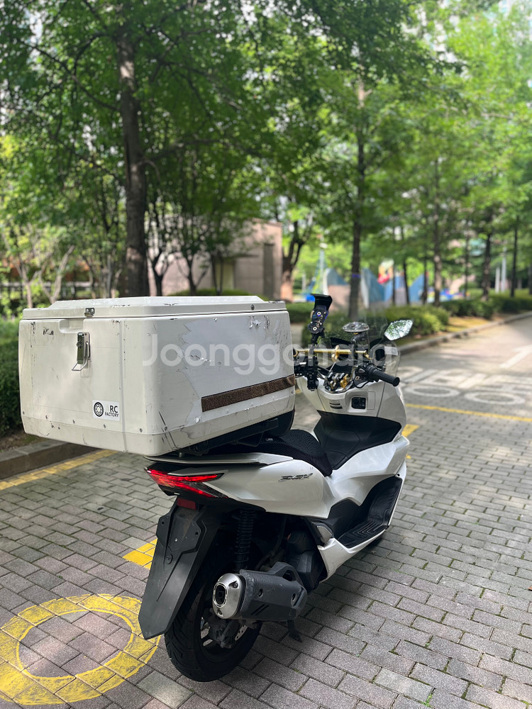 혼다 pcx /22년형 6만대 배달세팅,판매합니다.--3