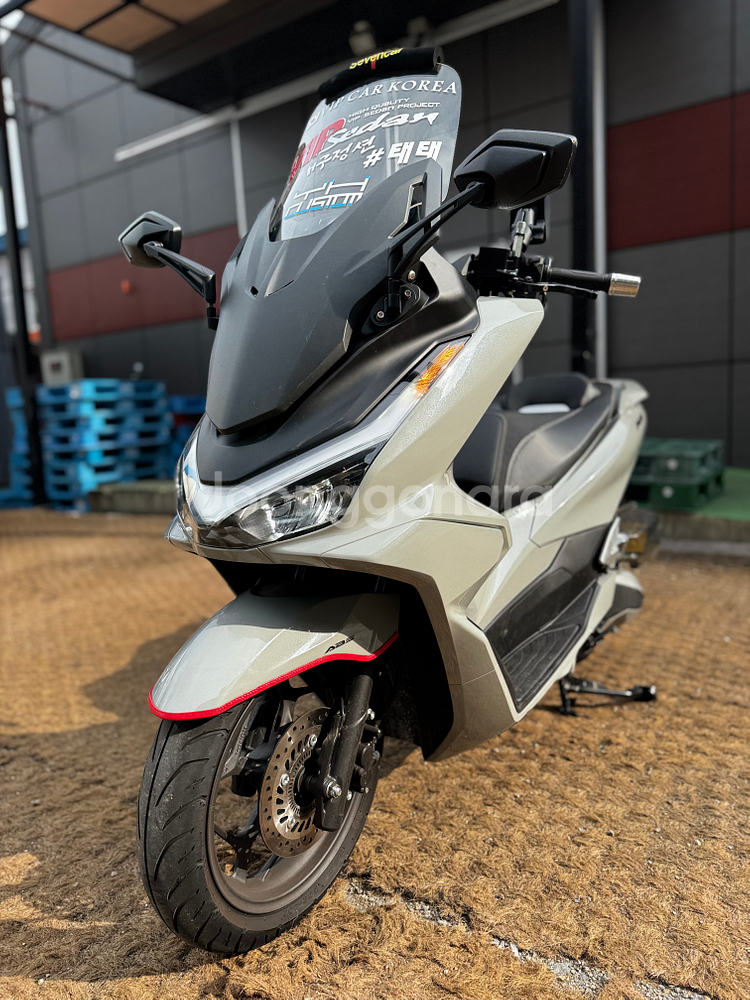 혼다 Pcx125 ABS모델 25년식 1천Km 판매--1