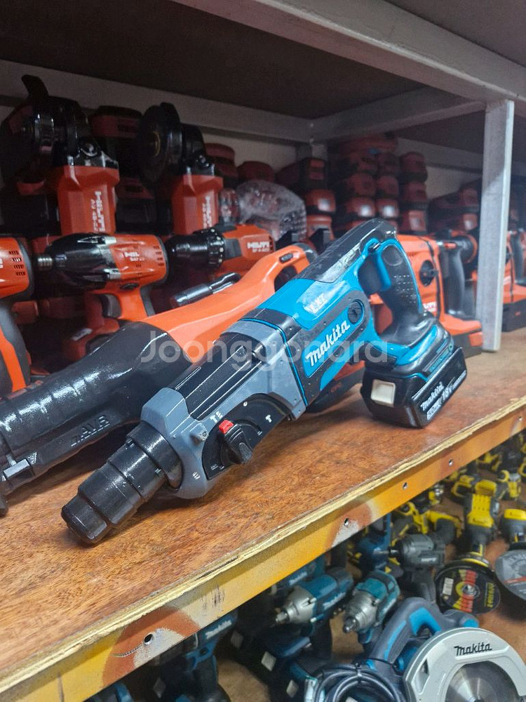 마끼다충전함마드릴DHR241N 로타리함마드릴 앙카드릴--2