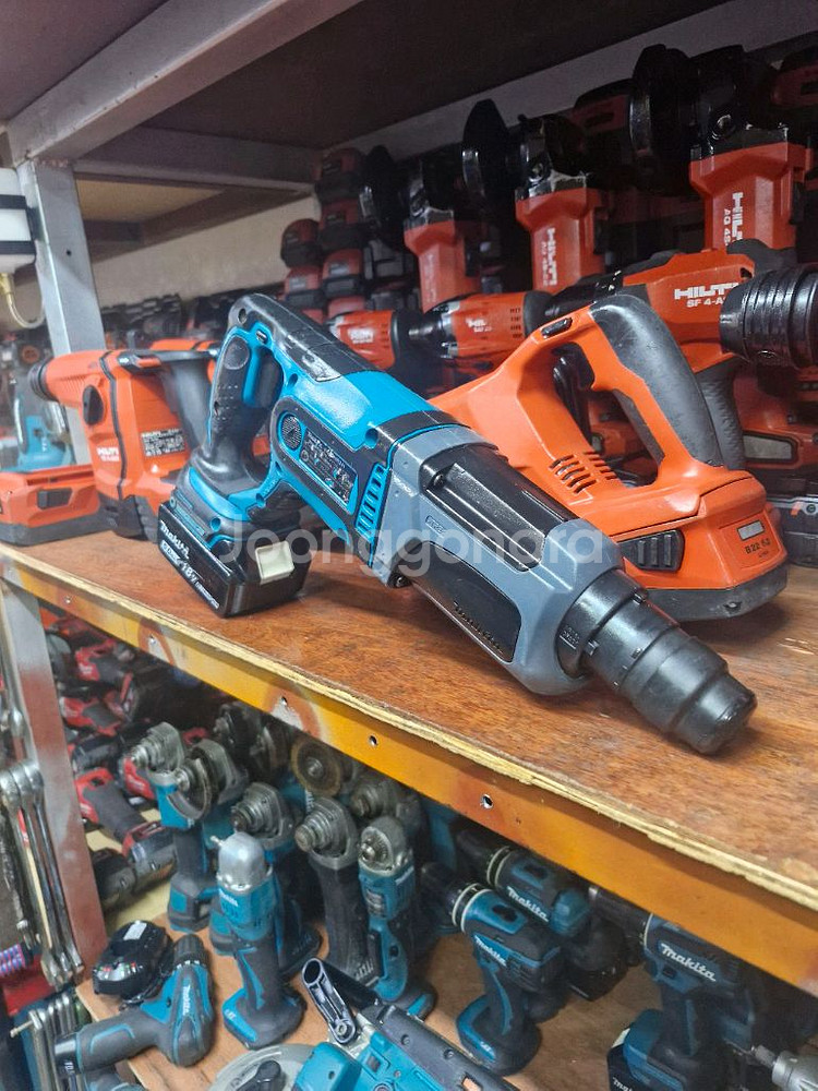 마끼다충전함마드릴DHR241N 로타리함마드릴 앙카드릴--5