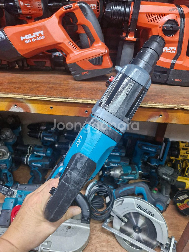 마끼다충전함마드릴DHR241N 로타리함마드릴 앙카드릴--7