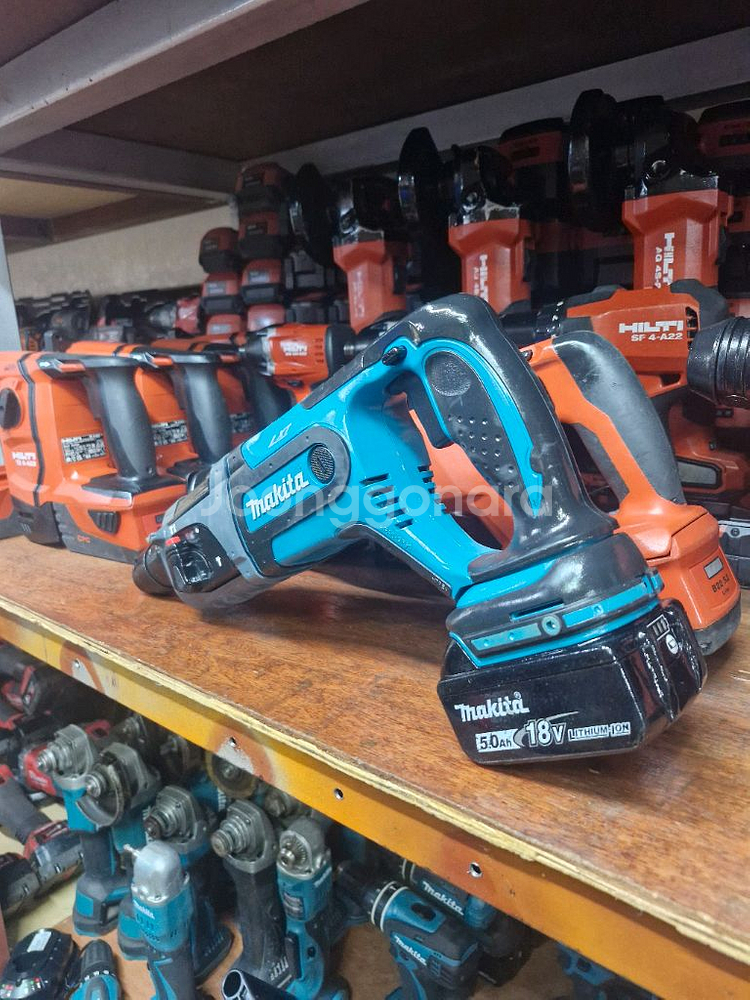 마끼다충전함마드릴DHR241N 로타리함마드릴 앙카드릴--3