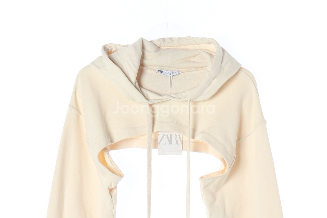 (새상품)[L]자라 크림 긴팔 크롭 후드티 셋업 후디--1