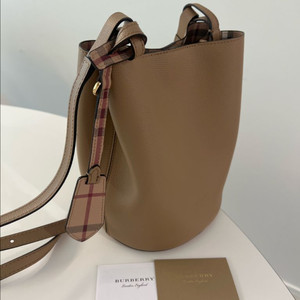 이탈리아 밀란 구매 BURBERRY 버버리 헤이마켓 스