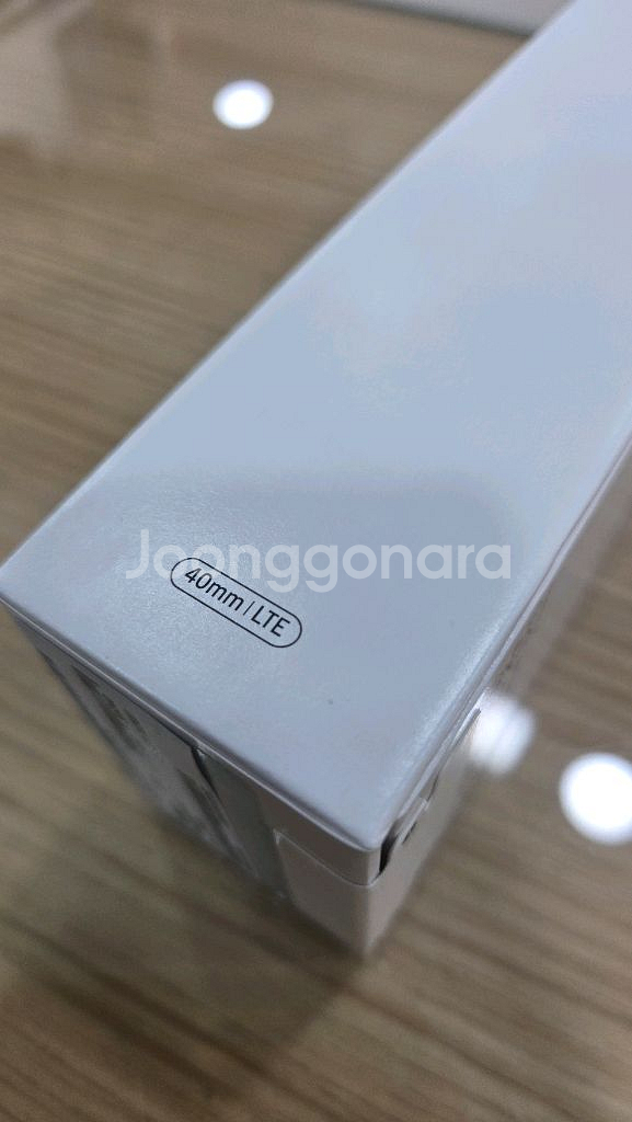 워치8 40mm 새상품 싸게팝니다--1