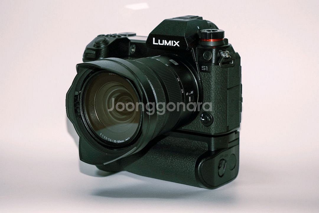 루믹스 S1 (Lumix DC-S1)/ S 2060렌즈--0