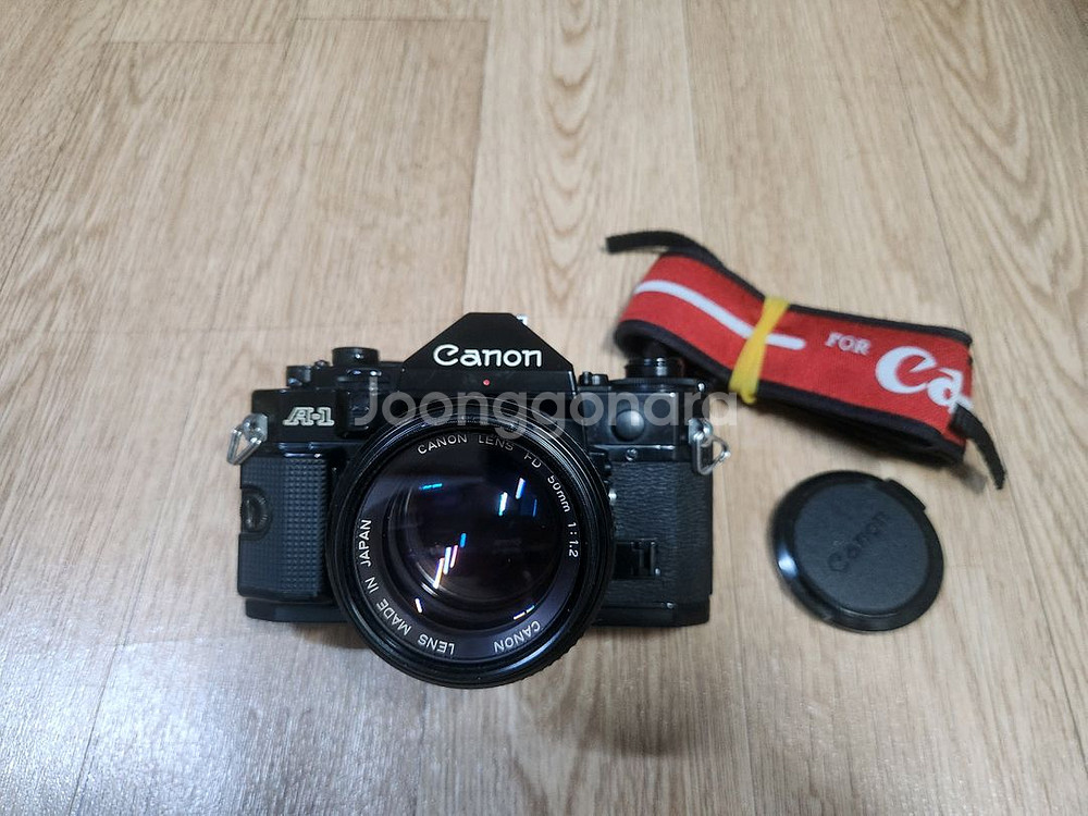 캐논 A-1바디및 50mm F1.2 렌즈 구성입니다--0