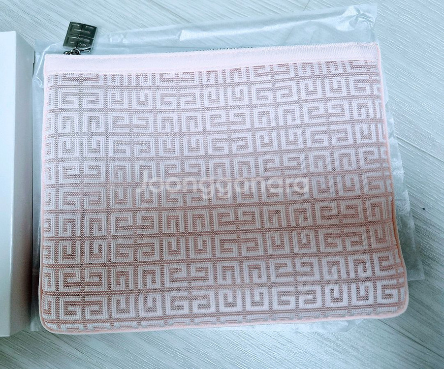 지방시 핑크 파우치(새상품)ㅡ2--0