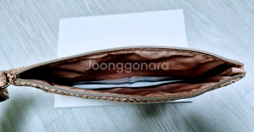 디올 파우치(새상품)ㅡ8--1