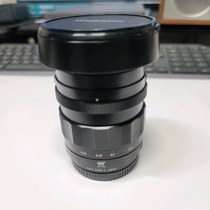 보이그랜더 녹턴 25mm F0.95 type 2 b급