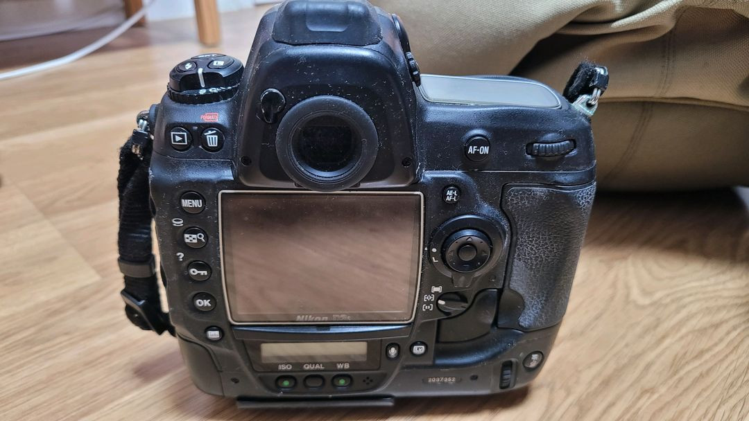 정품 니콘 D3S, 105, 24-70, SB910 이미지