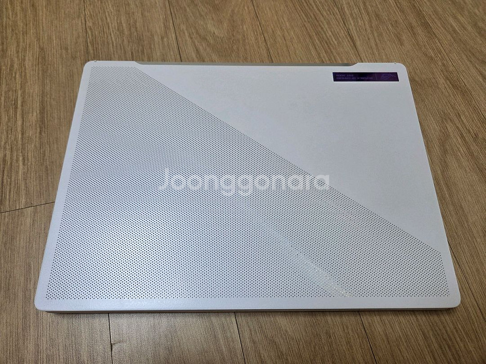 ASUS ROG Zephyrus G14 GA402RJ--0
