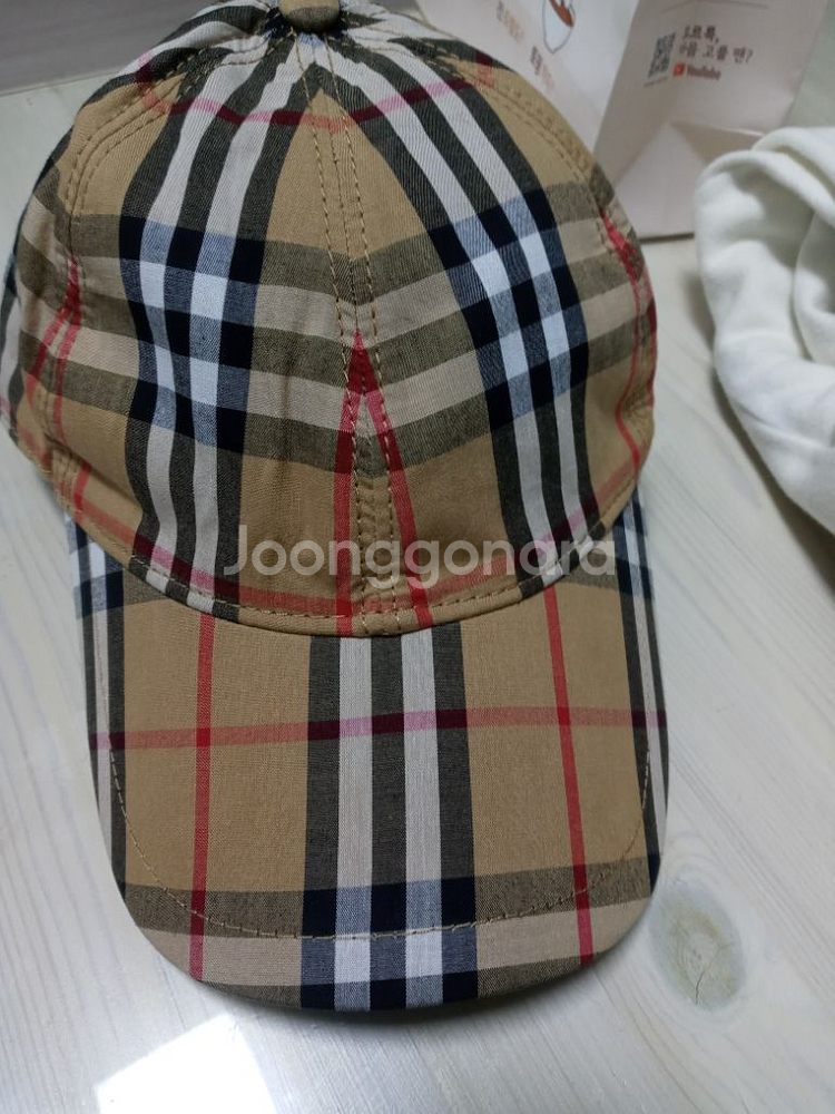 버버리모자 팝니다--0