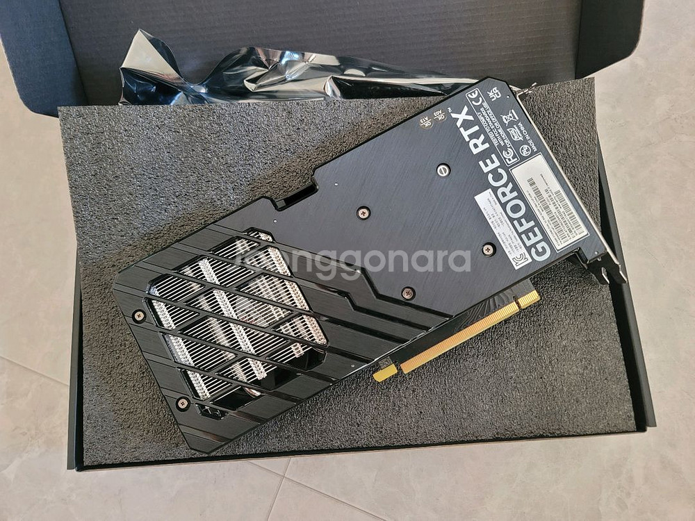 Emtek RTX 4060 스톰X Dual 그래픽카드--2