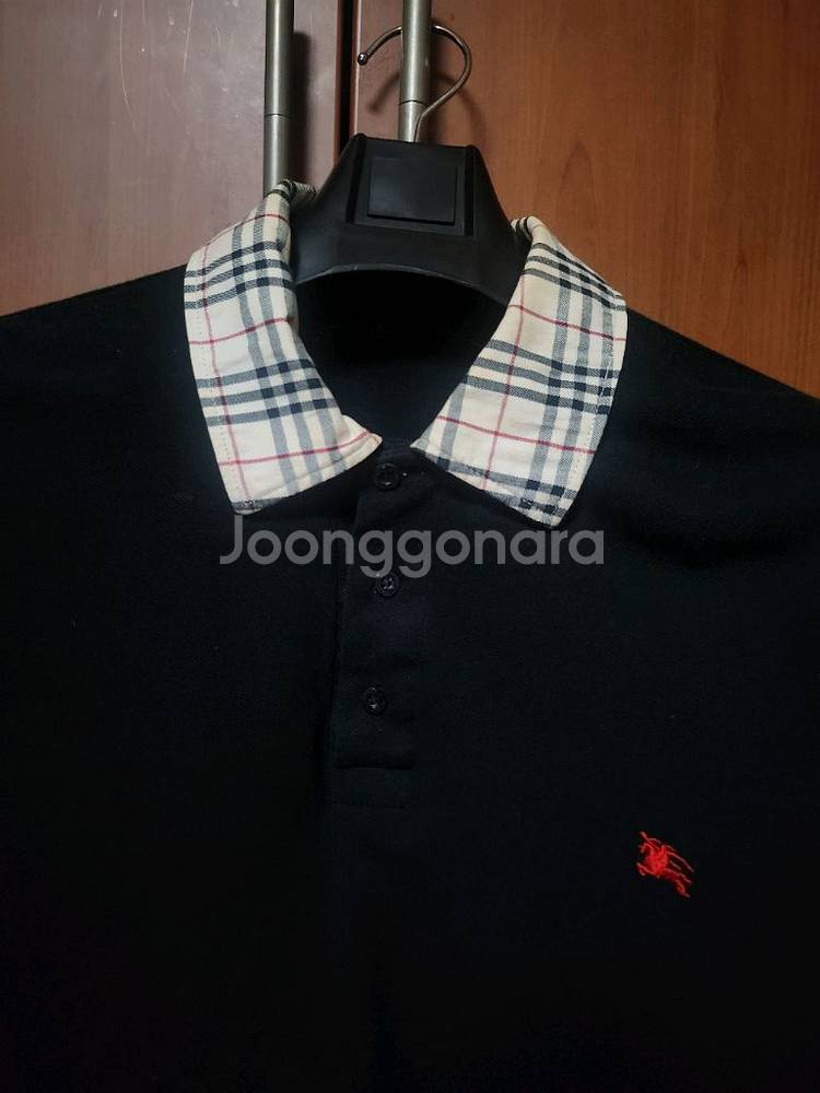 [정품]버버리카라티pk티 남성옷 팝니다!(L size)--0