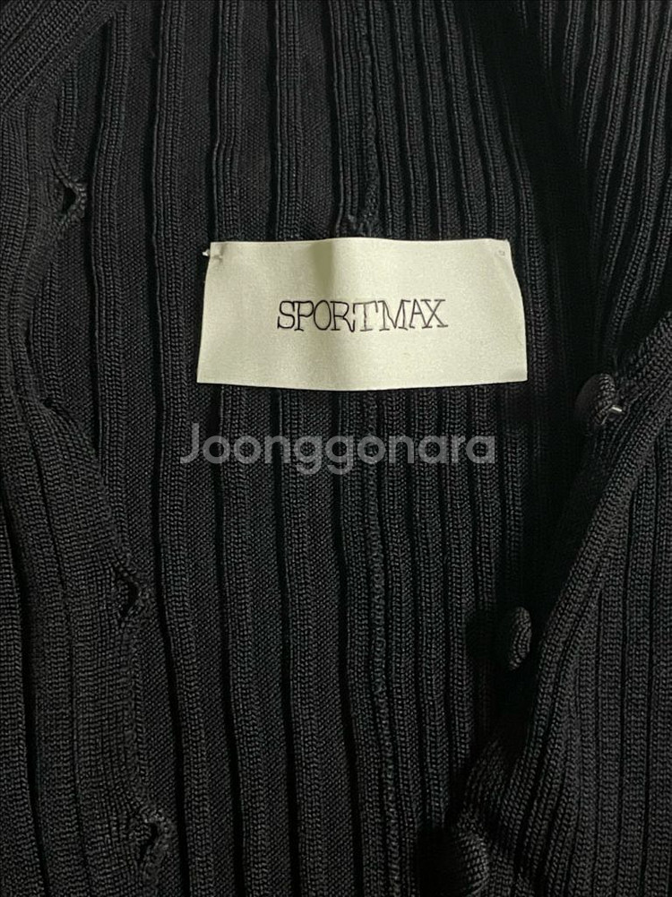 스포트막스(SPORTMAX) 민소매 골지 니트 팝니다.--8